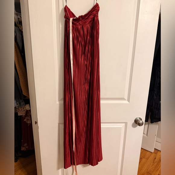 Lulu's Strapless Wine Red Gown - Picture 4 of 6